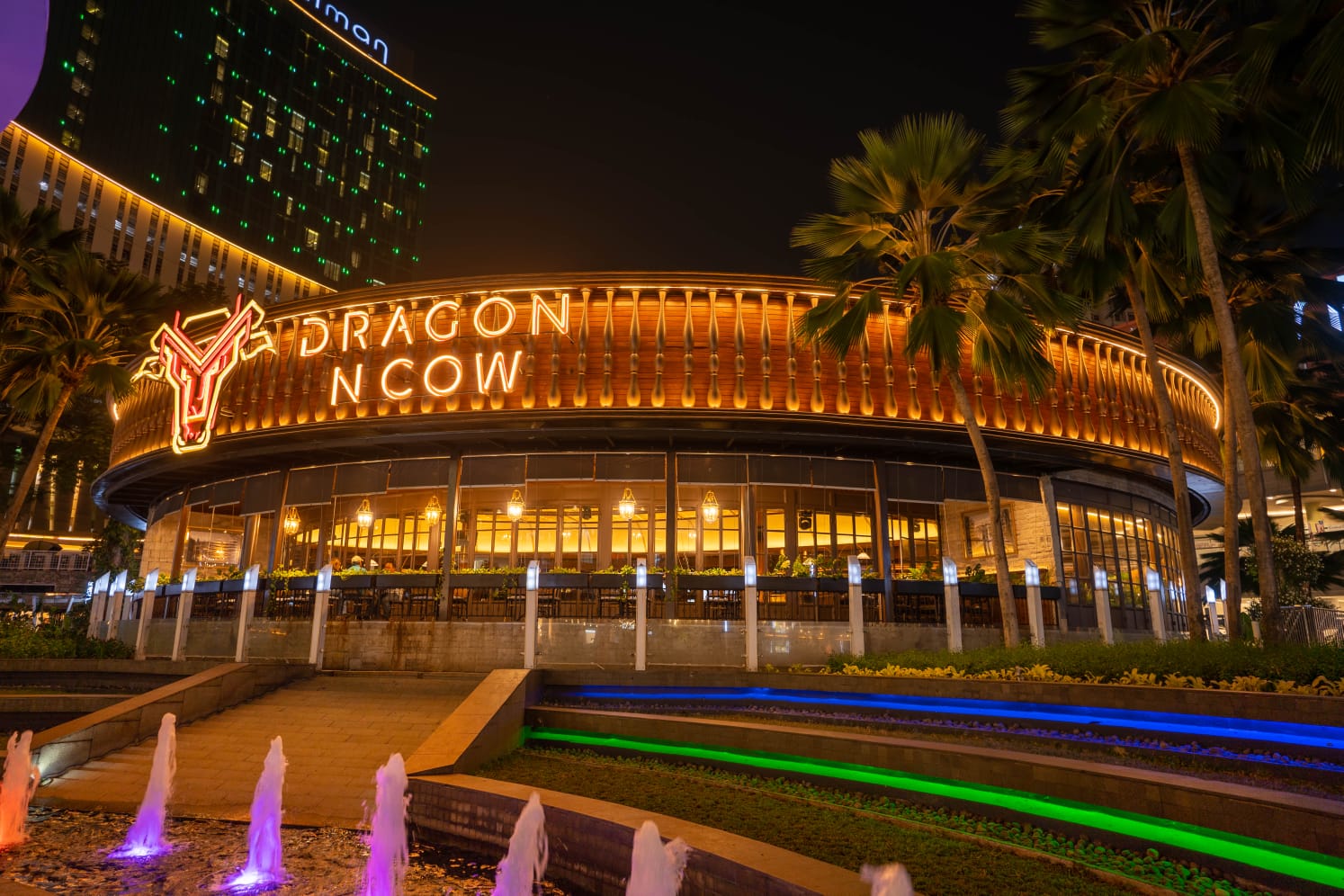 Dragon N Cow, restoran yang menjadi bagian dari HW Group.