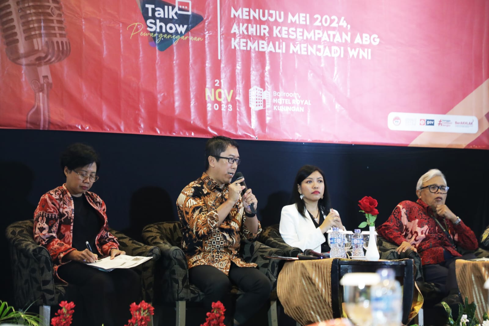 Talkshow Perwarganegaraan,di Hotel Royal Kuningan, Jakarta, Selasa (21/11).