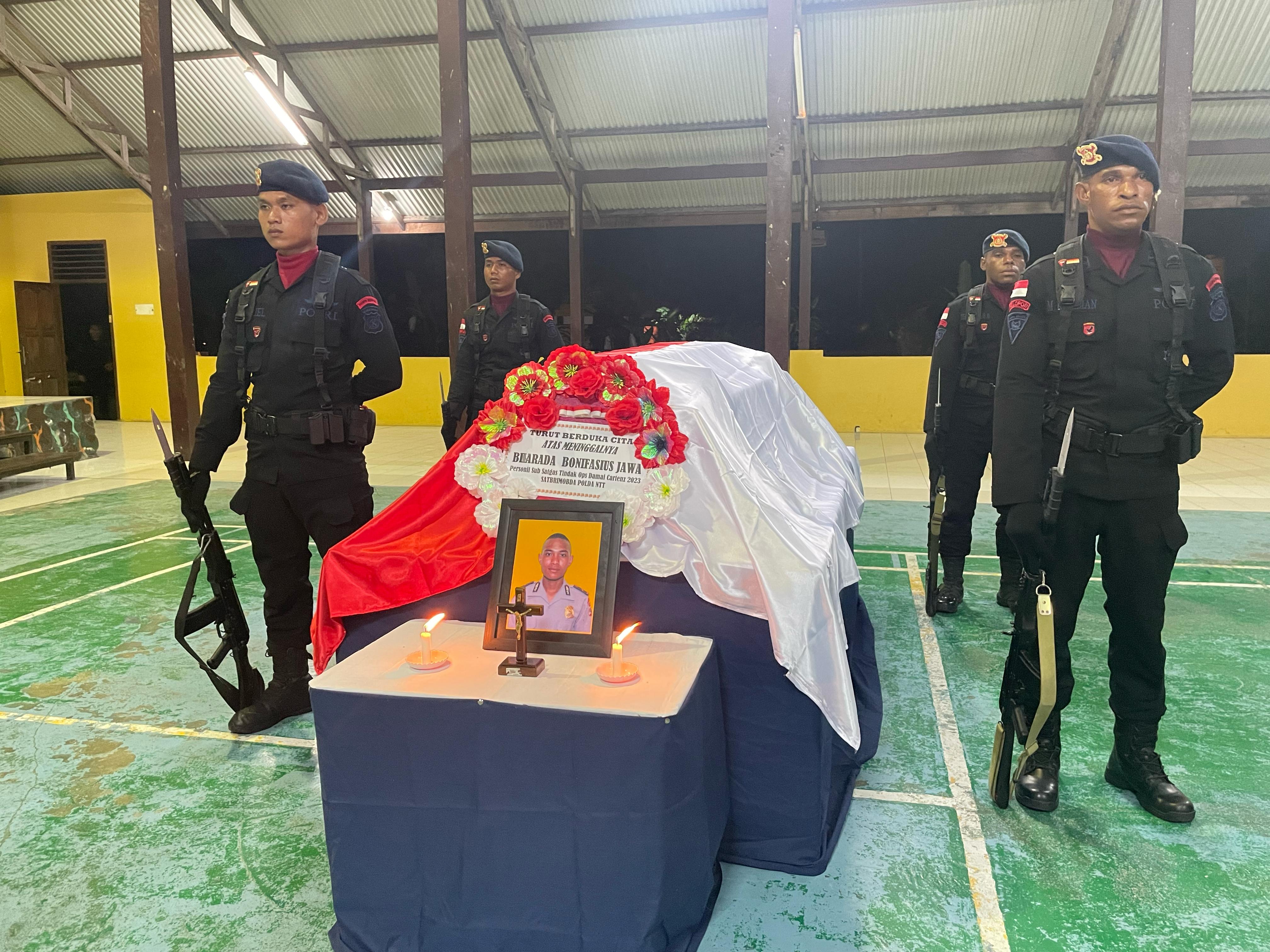 Jenazah Bharada Bonifasius yang gugur dalam kontak tembak dengan KKB di Intan Jaya akan dimakamkan di NTT.