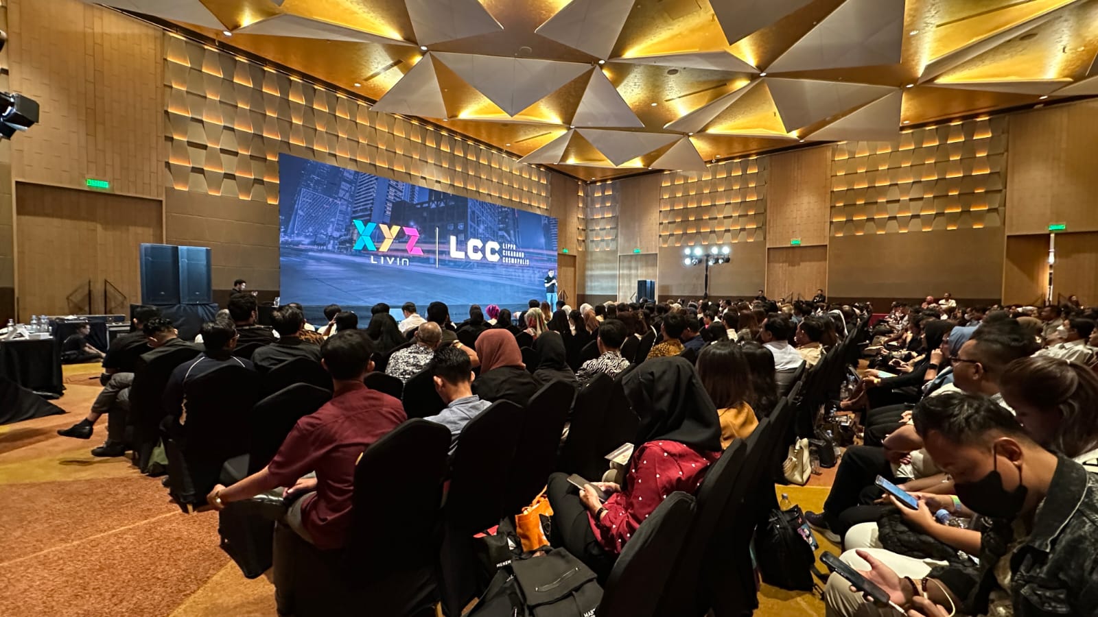 Launching XYZ Livin dari Lipo Cikrang yang merupakan anak usaha dari LPKR.