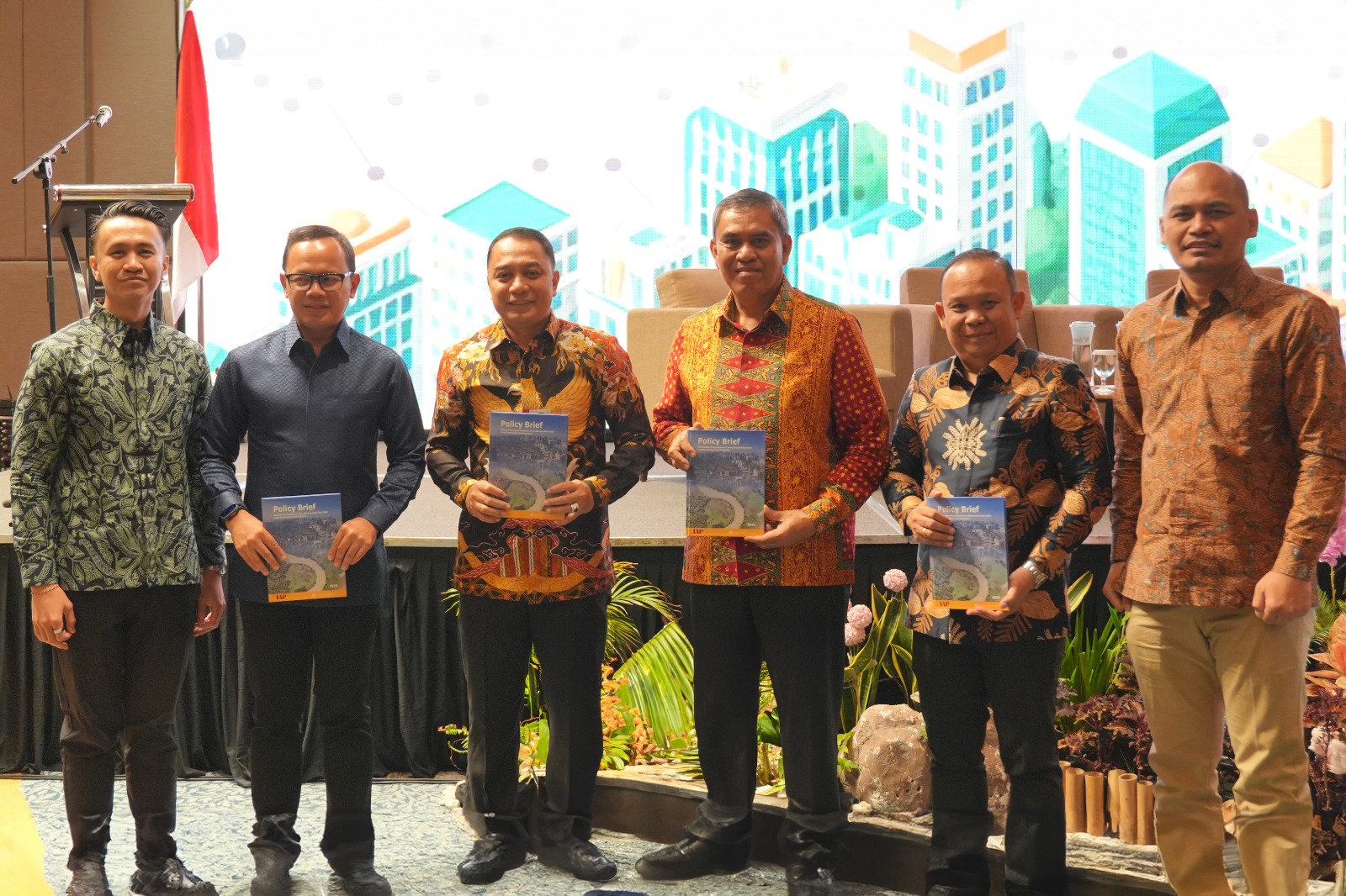 Pemkot Surabaya memfasilitasi sesi diskusi tentang SBA dalam Rencana Detail Tata Ruang (RDTR) kota-kota.