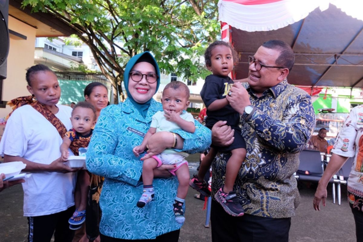 Pemprov Papua Barat Daya menggelar roadshow penyerahan bantuan program stunting dan kemiskinan ekstrem ke kabupaten/kota di Papua Barat Daya