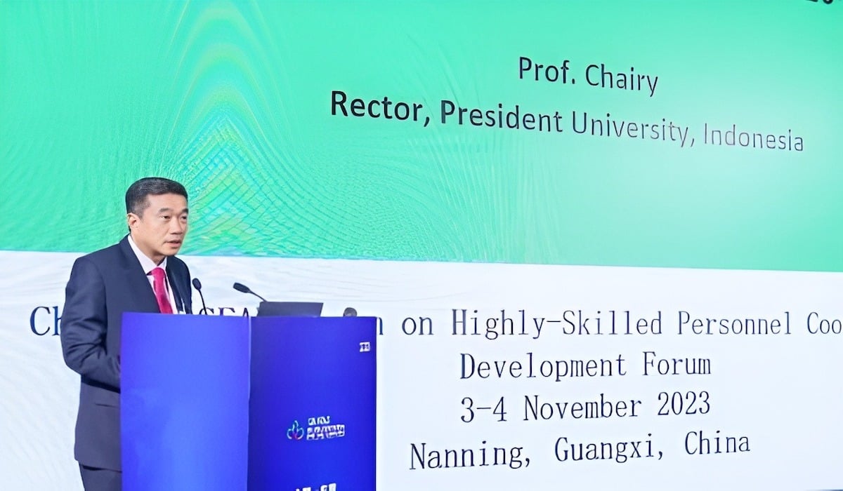 Rektor Presiden University dalam ajang Tiongkok-ASEAN Human Resources Cooperation and Development Forum.