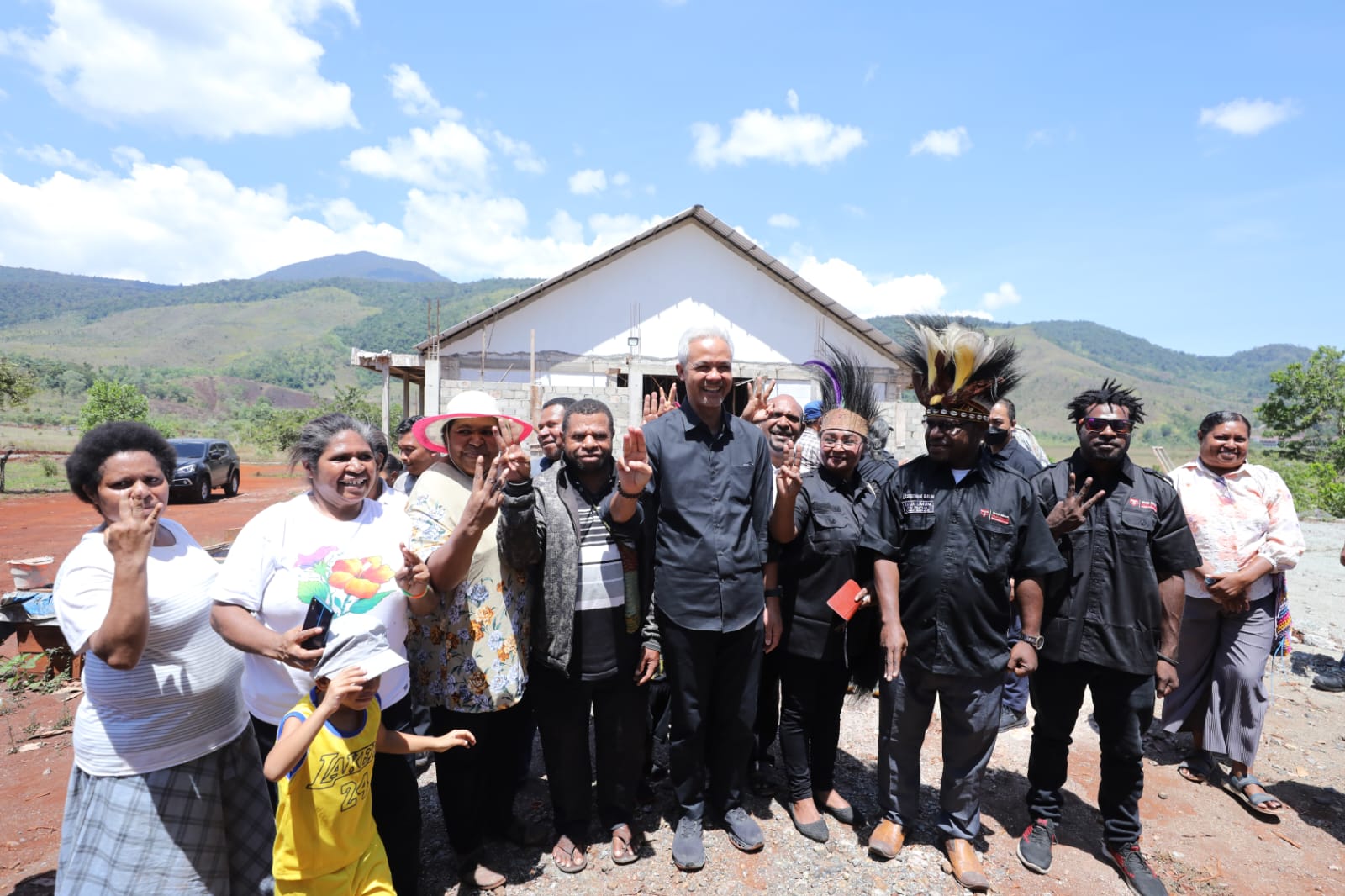 Ganjar Berkeliling Cek Rumah Doa yang Dibangun di Waena Jayapura 