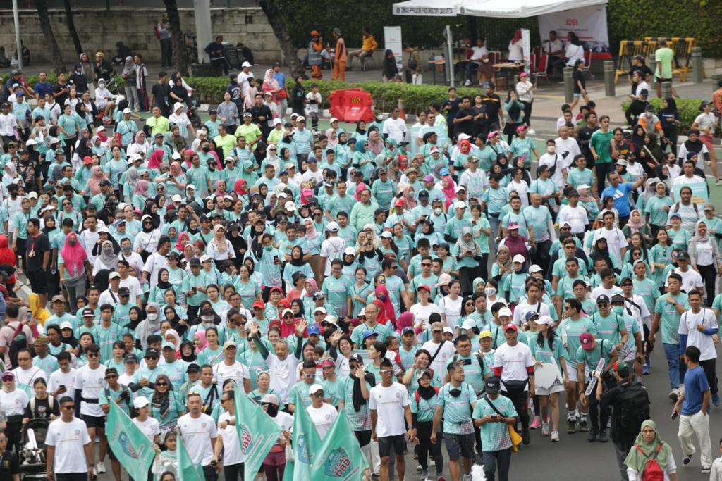 Kemenkes, Kemenpora, dan perusahaan Takeda melaksanakan kegiatan 'Langkah Bersama Cegah DBD' di Jakarta, Minggu (5/11).