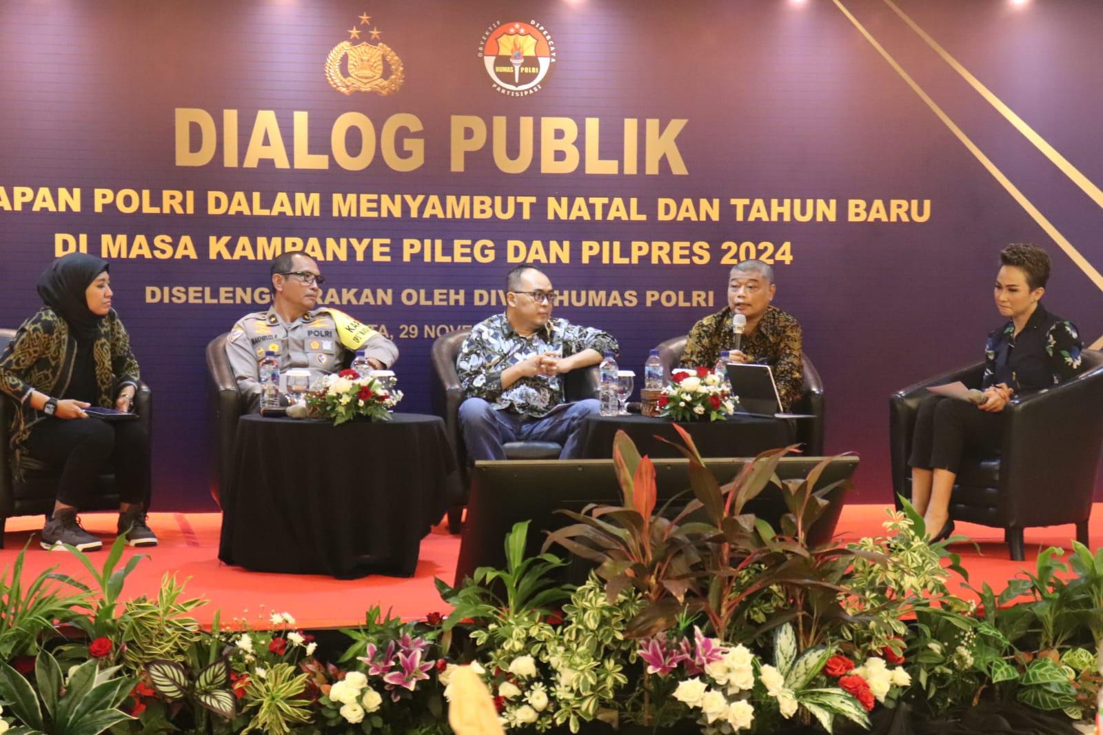 Dialog Publik yang digelar Divisi Humas Polri, di Hotel Grand Kemang, Jakarta, Rabu (29/11) siang. 