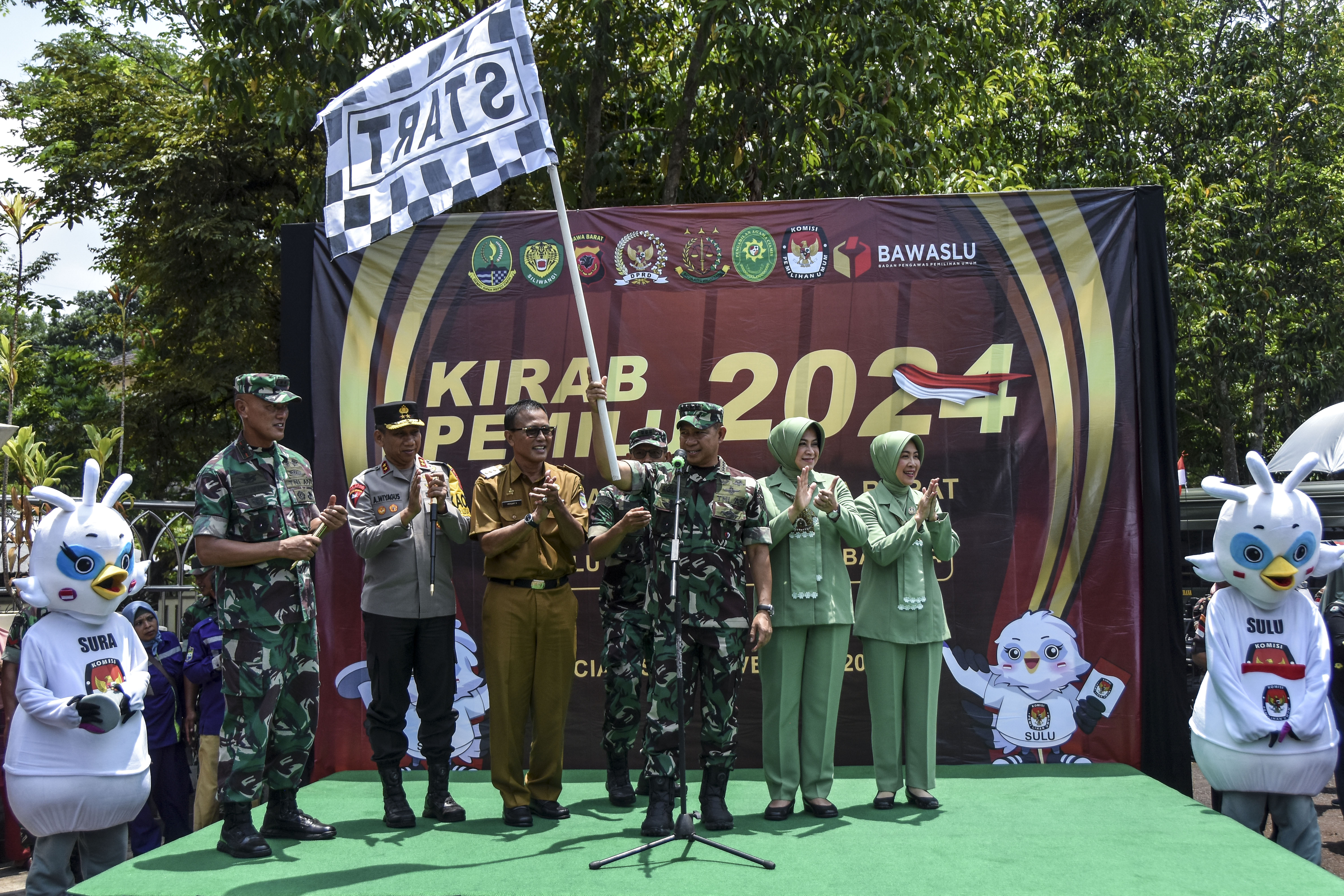 Deklarasi Pemilu Damai di Kabupaten Ciamis, Jawa Barat. 