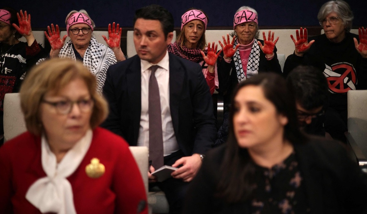 Aksi menuntut gencatan senjata Israel -Gaza di gedung Capitol, Washington DC, AS.