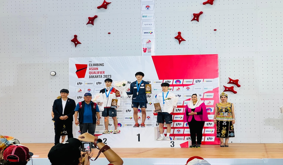 Penganugerahan pemenang pada disiplin Boulder & Lead IFSC Zona Asia 