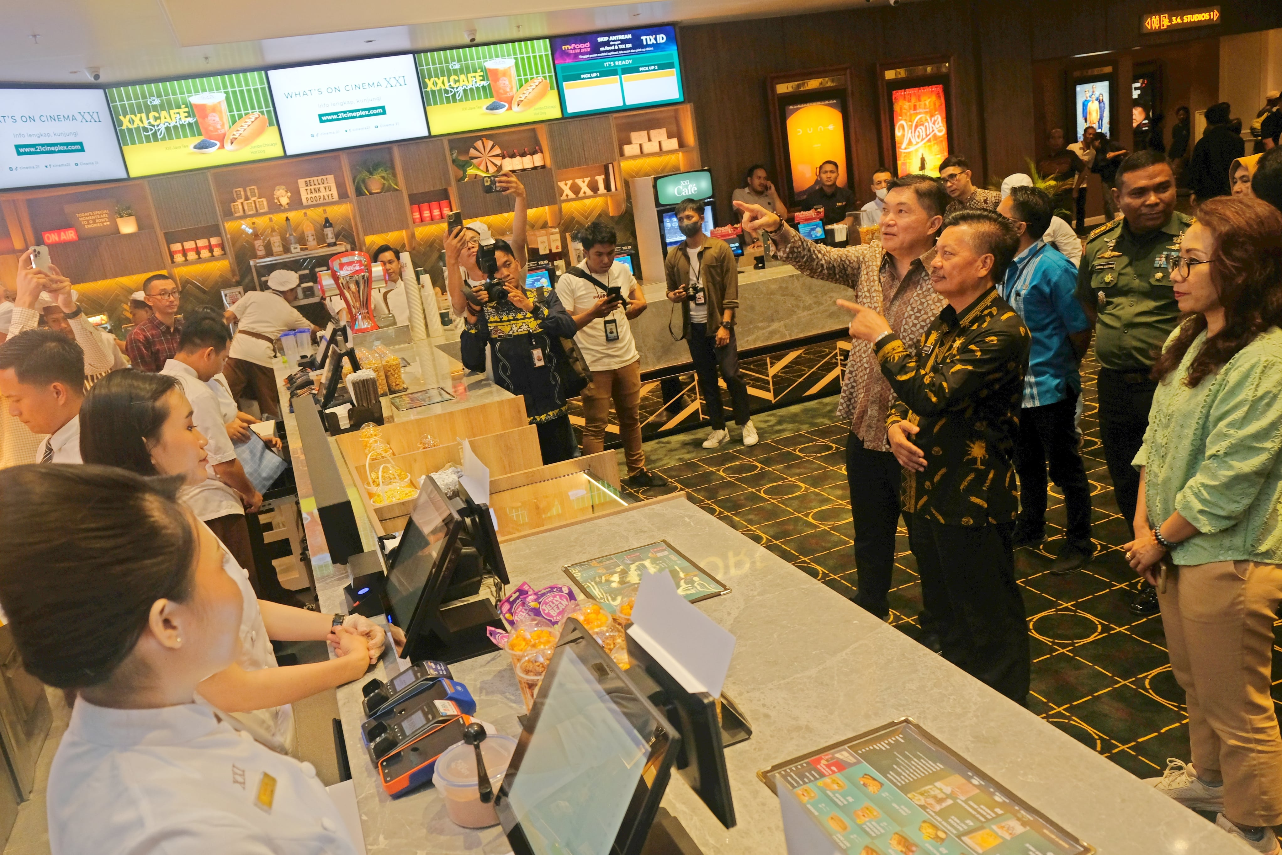 Pembukaan bioskop Cinema XX1 perdana di Kendari, Sulawesi Tenggara