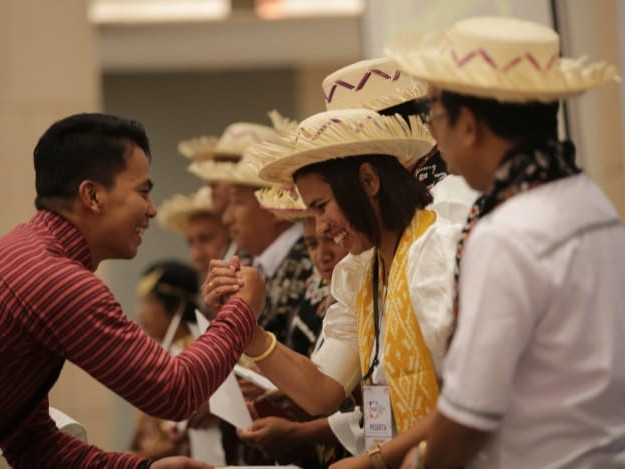 Bertepatan dengan Hari Pahlawan, YPA-MDR menyelenggarakan acara tahunan Forum Komunikasi Sekolah Binaan (FKSB) di Kota Pahlawan, Surabaya.