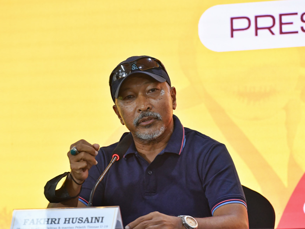 Direktur Akademi Deltras Sidoarjo yang juga mantan Pelatih Timnas Indonesia U-19 Fakhri Husaini.