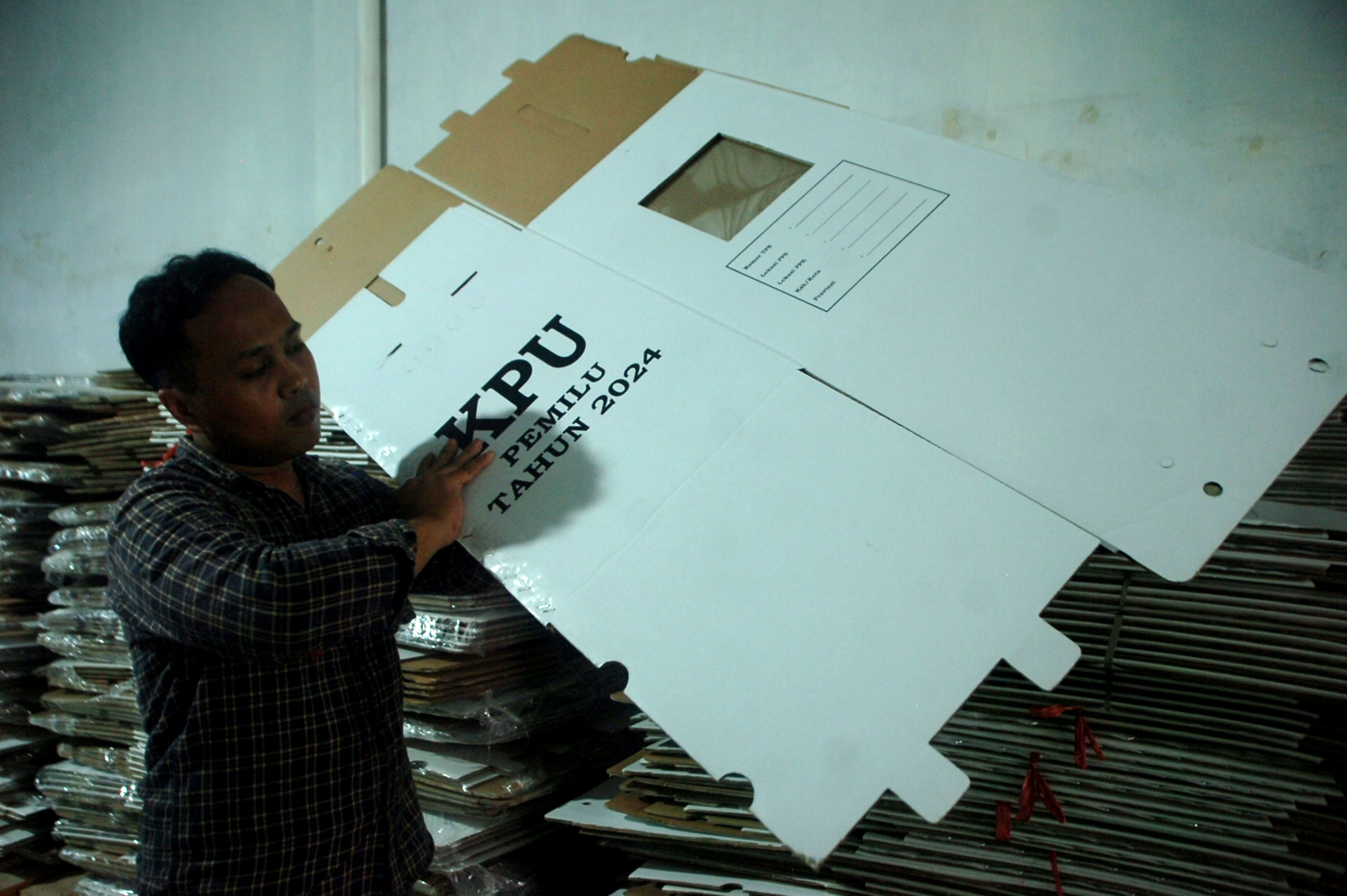 KPU Jateng Lakukan Mitigasi Bencana Antisipasi Kerusakan Logistik Pemilu