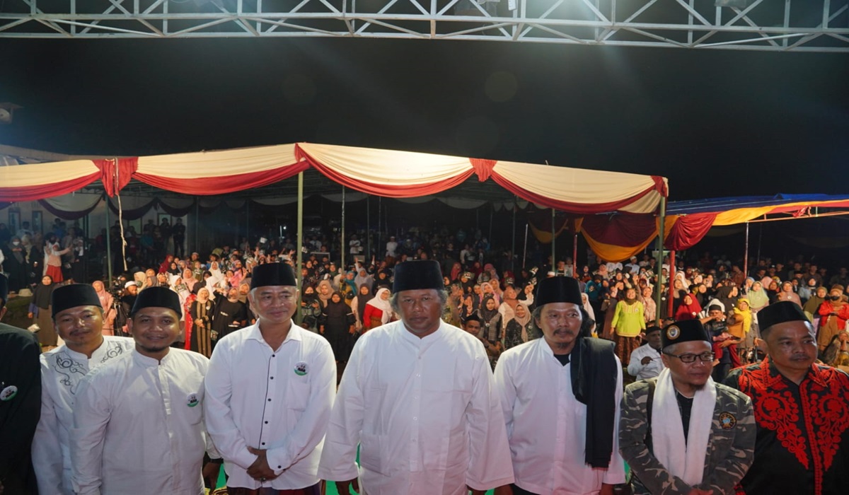 Kegiatan Sholawat Akbar: Ganjar-Mahfud Presiden & Wakil Presiden 2024 di Tasikmalaya.