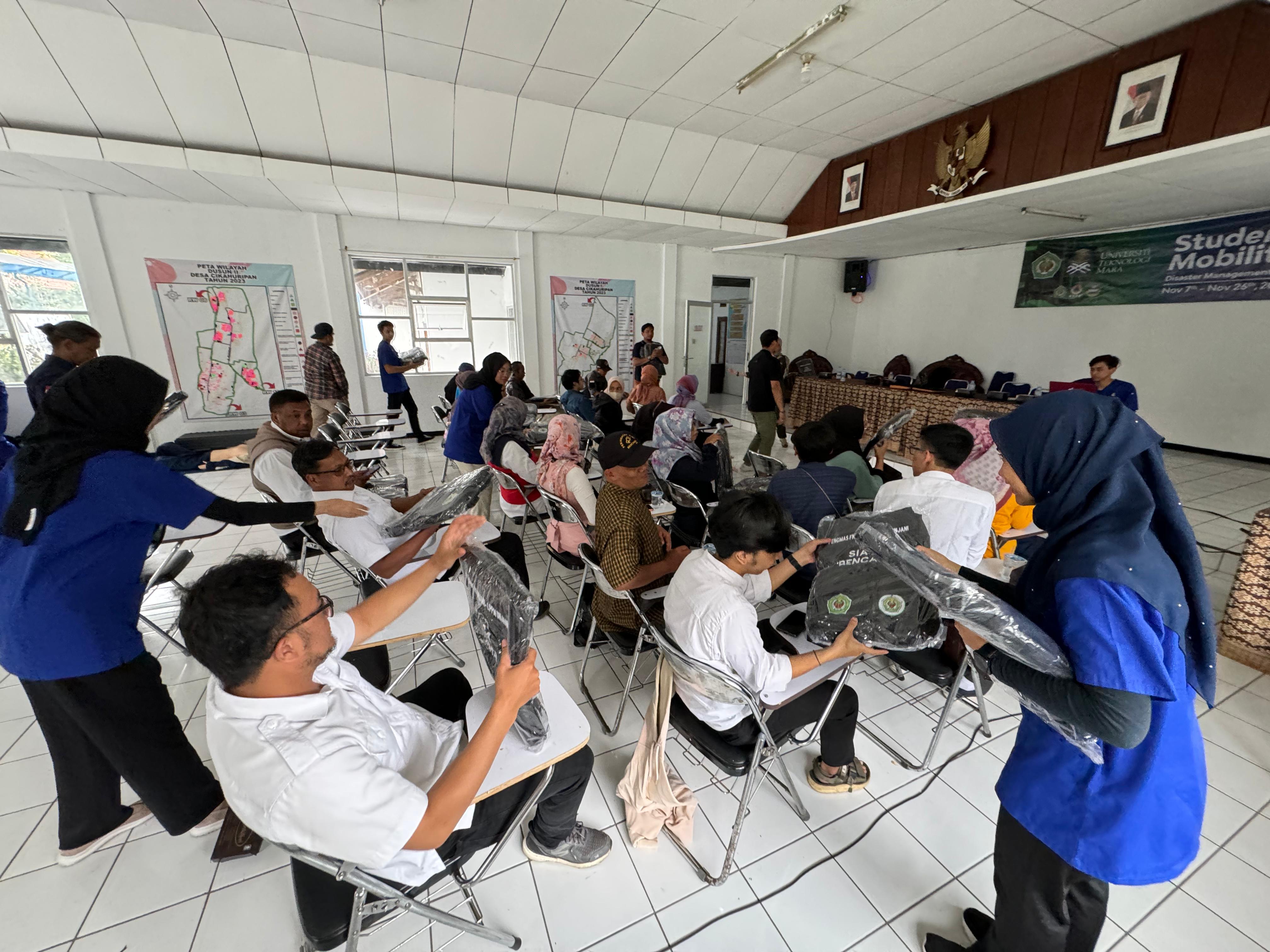  Fakultas Kedokteran Unjani Berikan Edukasi Kesiapsiagaan Bencana