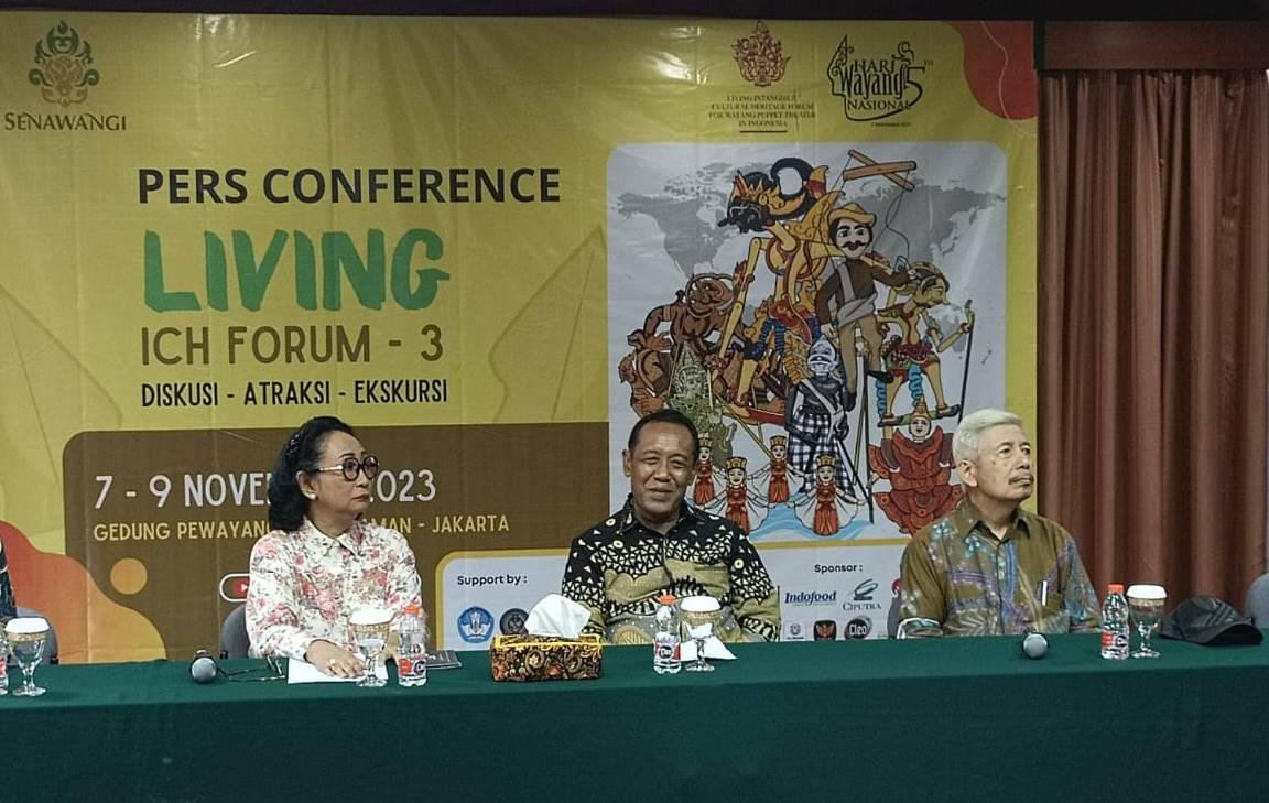 Jumpa pers peringatan Hari Wayang Nasional (HWN) ke-5 & Living ICH Forum ke-3 tahun 2023, di Gedung Pewayangan Kautaman, Jakarta, hari ini.