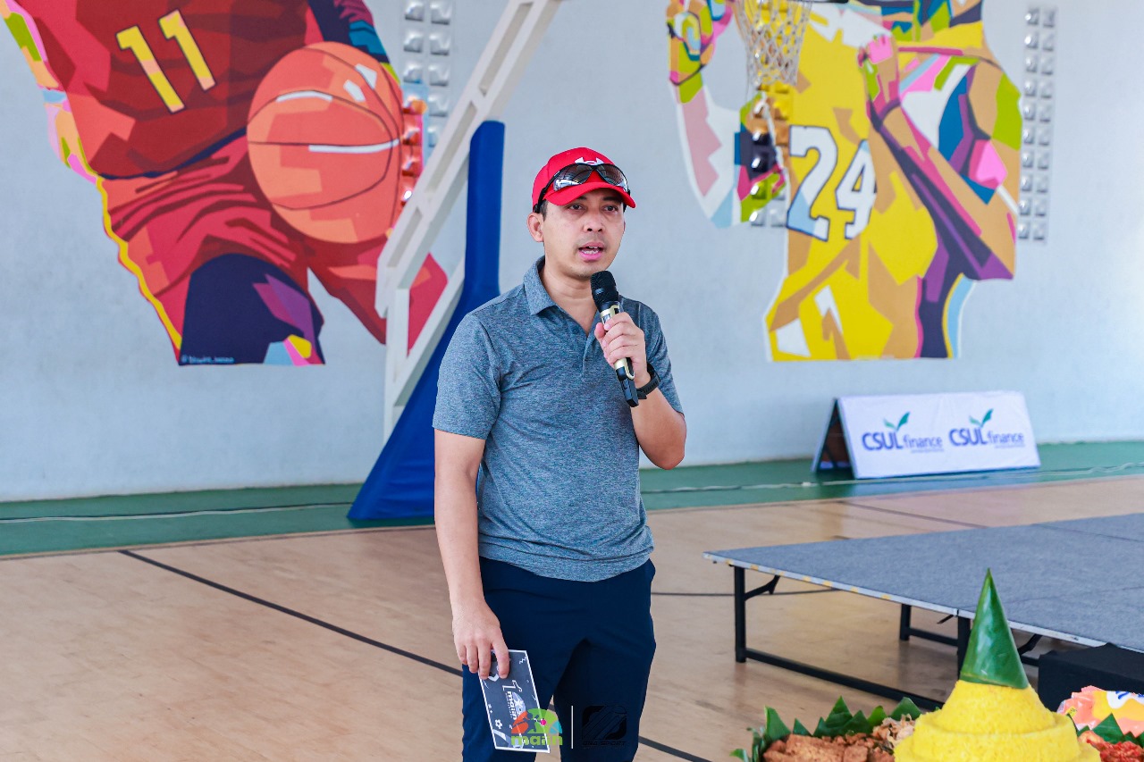 Direktur Triyasa Propertindo (pengelola Maiin Gandaria) Sigit Priambodo tengah memberikan sambutan.