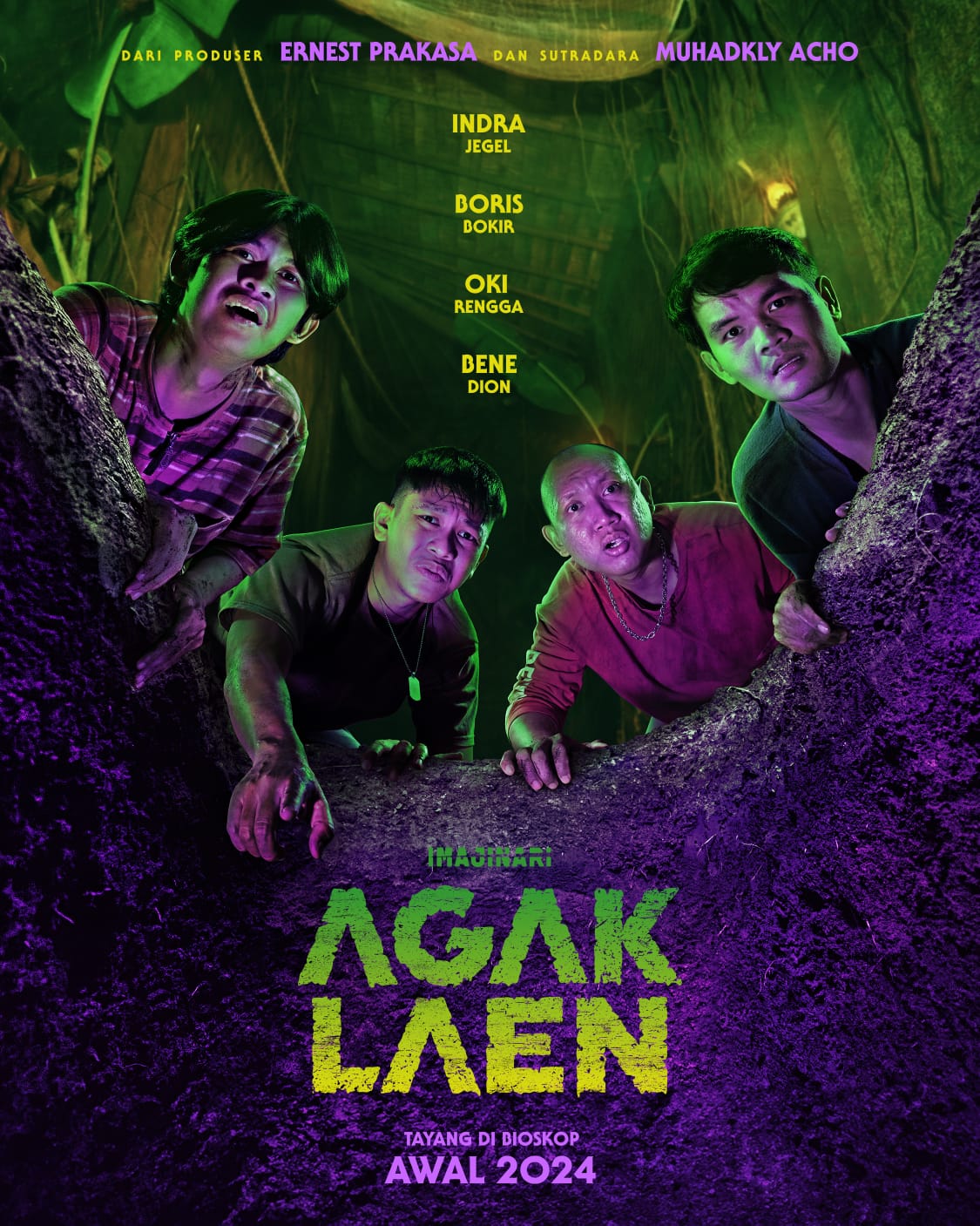 Poster film Agak Laen