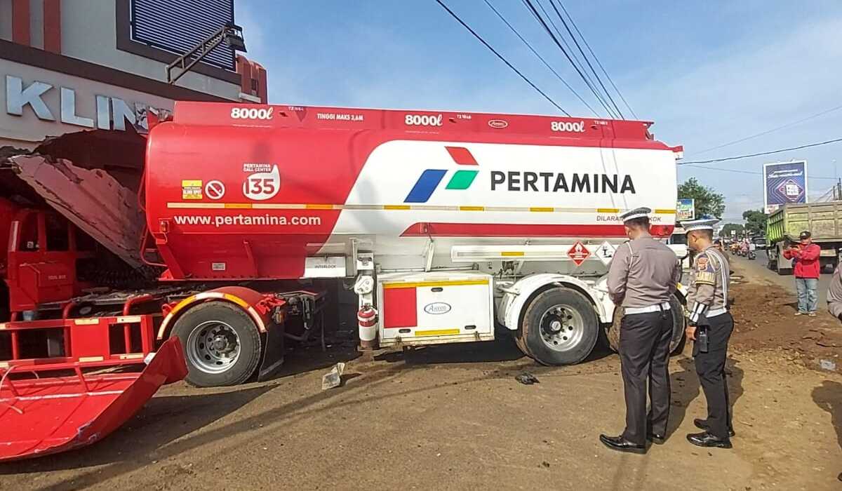 Ilustrasi truk Pertamina.