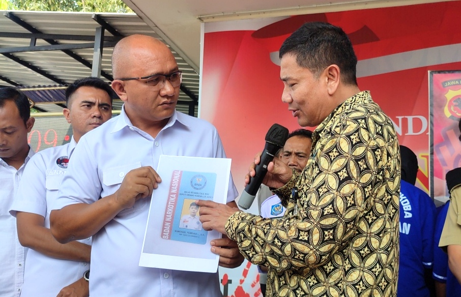 Mengaku Anggota BNN, Pengedar Narkotika Ditangkap Polres Cimahi
