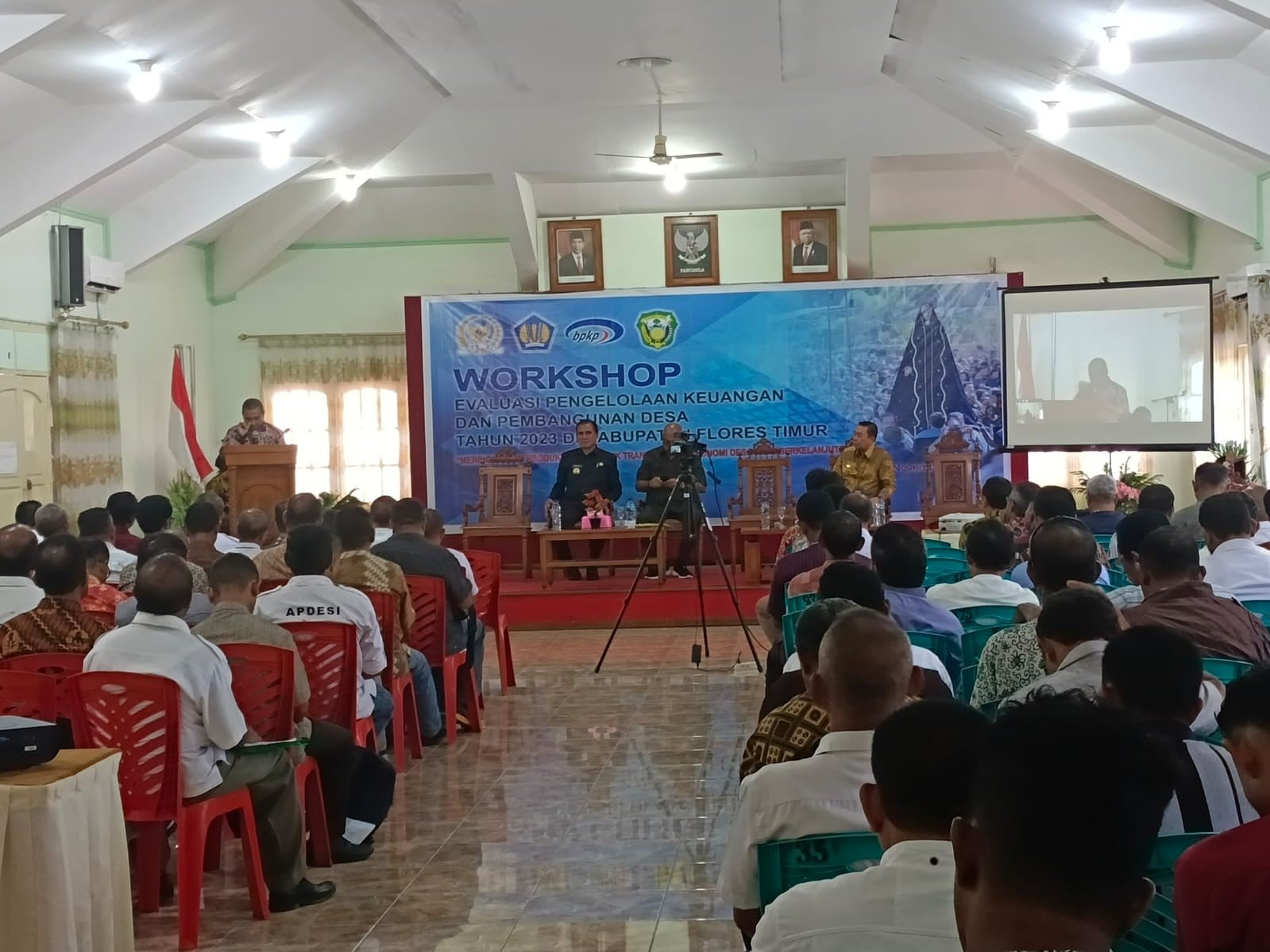 Workshop Evaluasi Pengelolaan Keuangan dan Pembangunan Desa Tahun 2023 Tingkat Kabupaten Flores Timur.