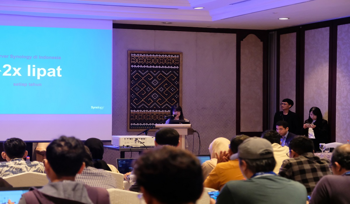 Pemaparan mengenai kinerja Synology