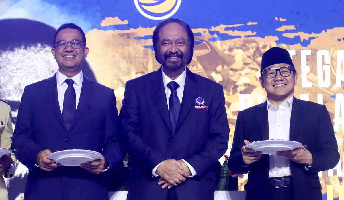 Ketua Umum Partai NasDem Surya Paloh, Anies Baswedan, dan Muhaimin Iskandar.