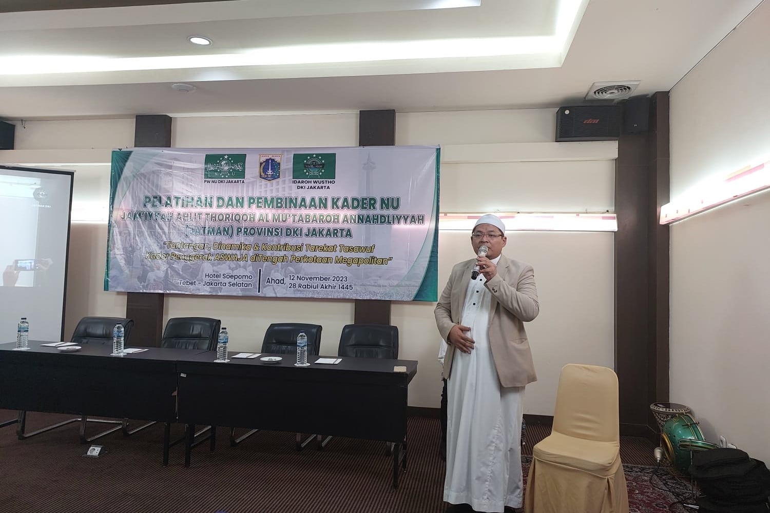 Musyawarah Wilayah JATMAN DKI Jakarta menetapkan KH Muhammad Danial Nafis sebagai Rais dan Ustaz Irawan Santoso Mudir Idharoh Wustho. 