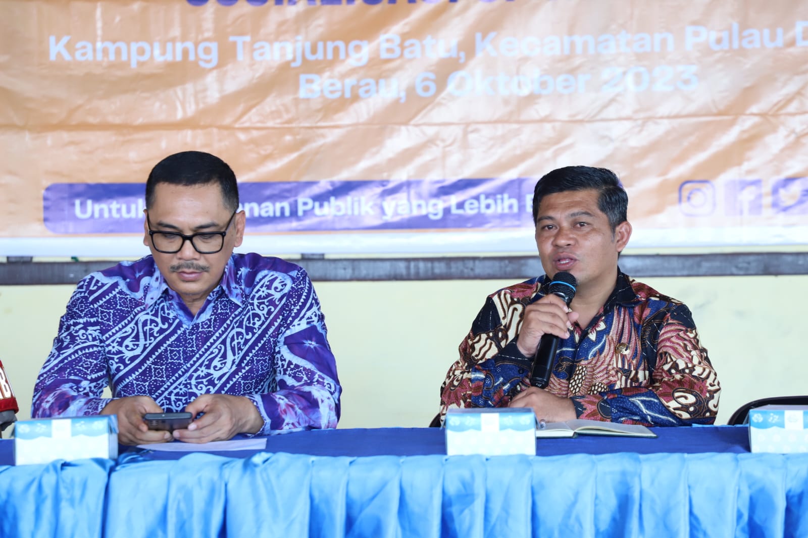 Kegiatan Sosialisasi SP4N Lapor di Pulau Derawan, Kaltimm baru-baru ini. 