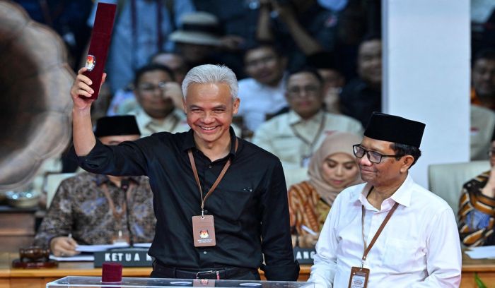 Pasangan capres-cawapren Ganjar Pranowo dan Mahfud MD