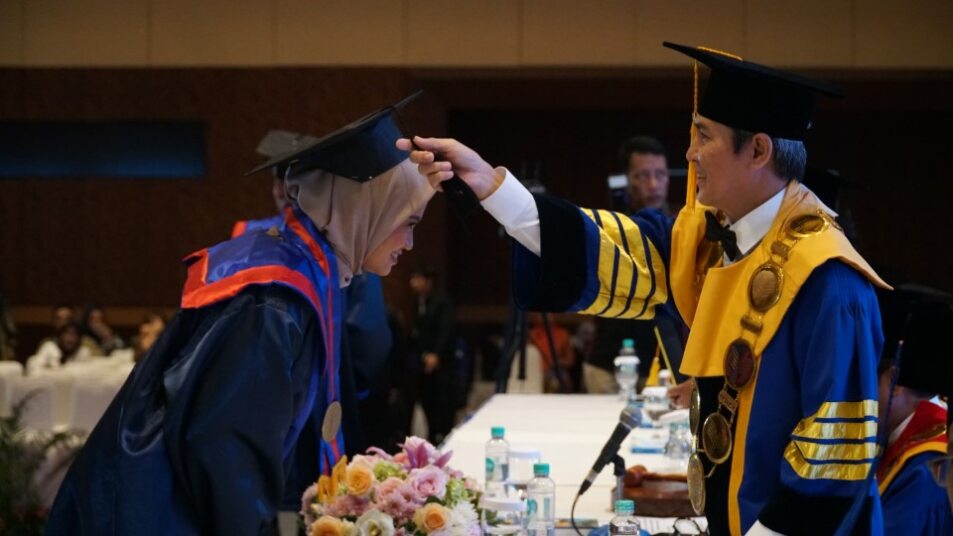 Dalam Acara  Wisuda  Institut Teknologi  PLN,  Jonan Sampaikan 4 Hal yang Harus Jadi Perhatian