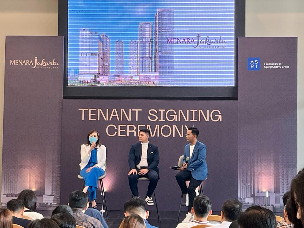 Acara penandatanganan para tenant yang siap hadir di kawasan Menara Jakarta yang dibangun ASRI dan digelar di Jakarta.