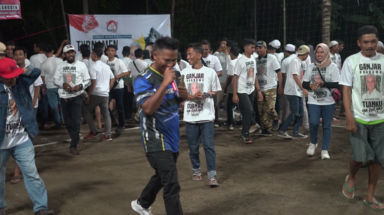 Relawan GMP mengadakan turnamen voli