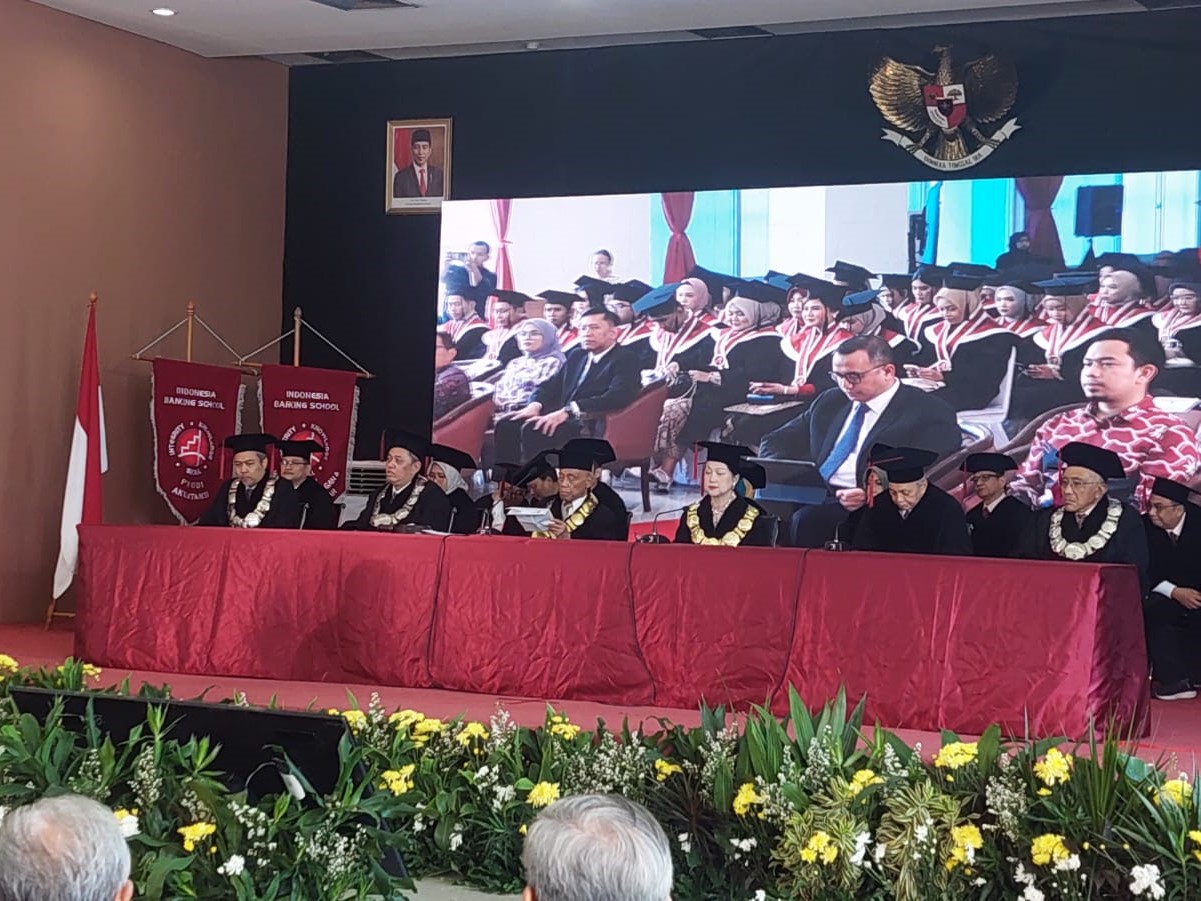Suasana acara wisuda IBS, Jakarta, Sabtu (18/11).