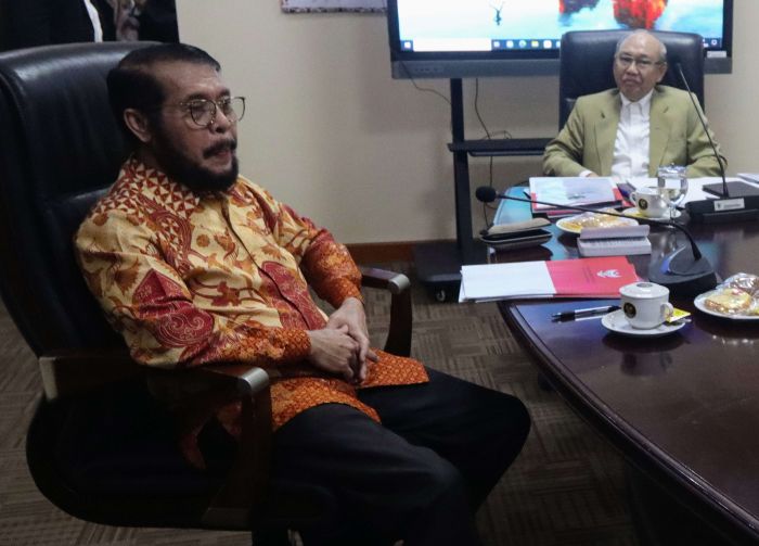 Ketua MK Anwar Usman saat menjalani pemeriksaan oleh Majelis Kehormatan MK