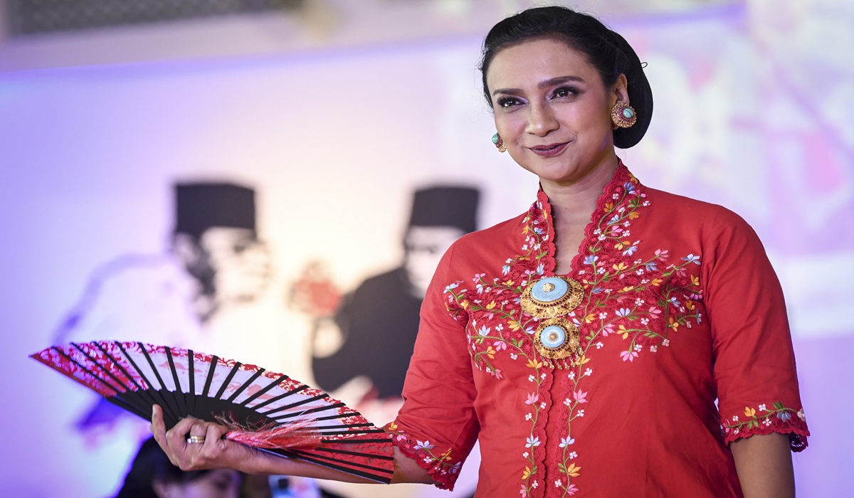 Selebritas Shahnaz Haque