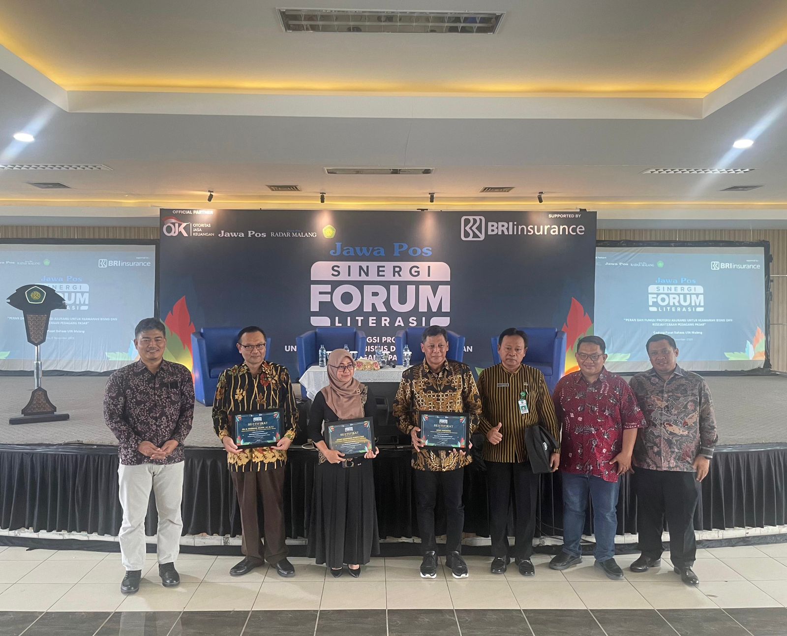 250 Pedagang Pasar Kota Malang Antusias Ikuti Edukasi dan Literasi Keuangan  