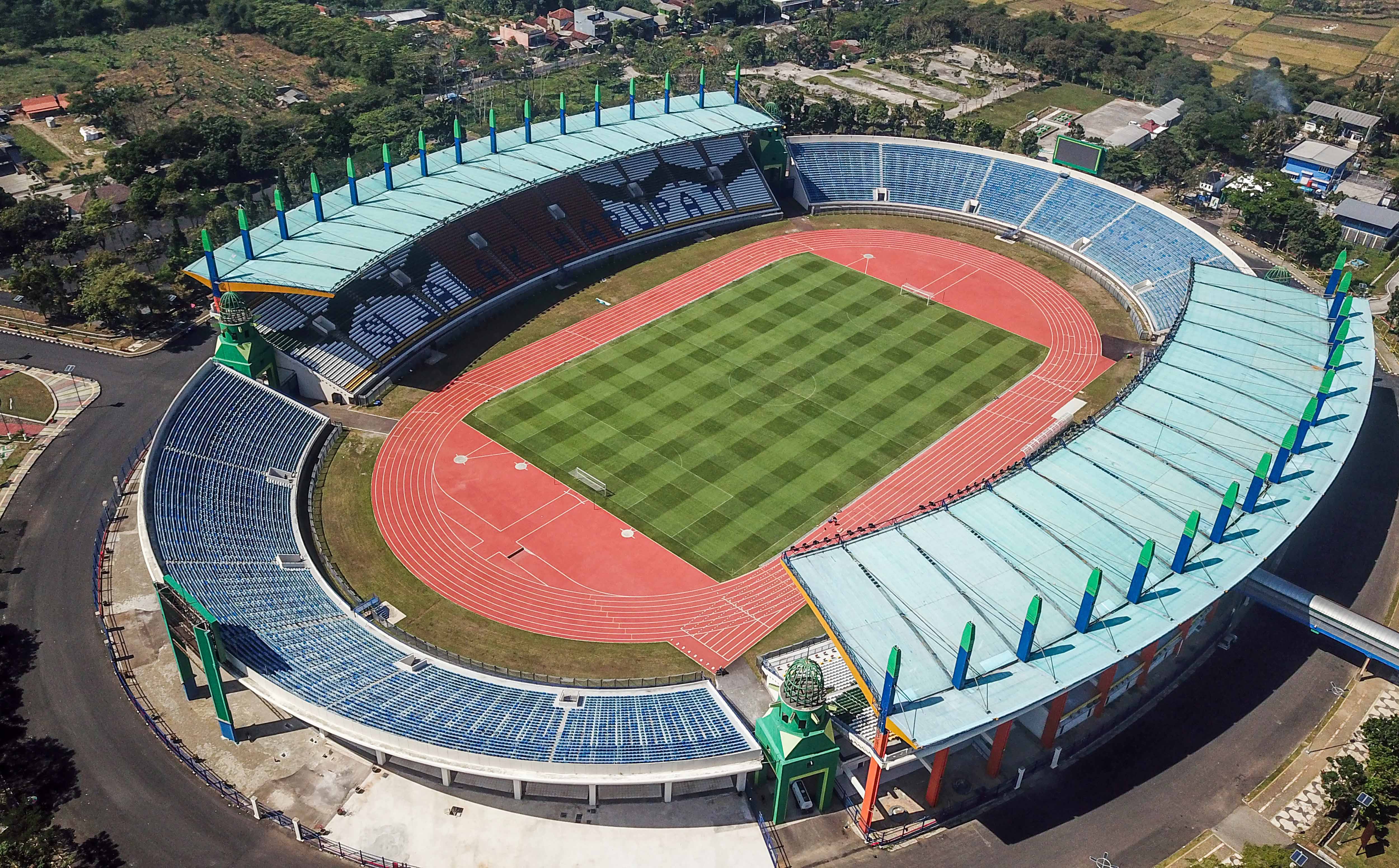 Stadion si Jalak Harupat