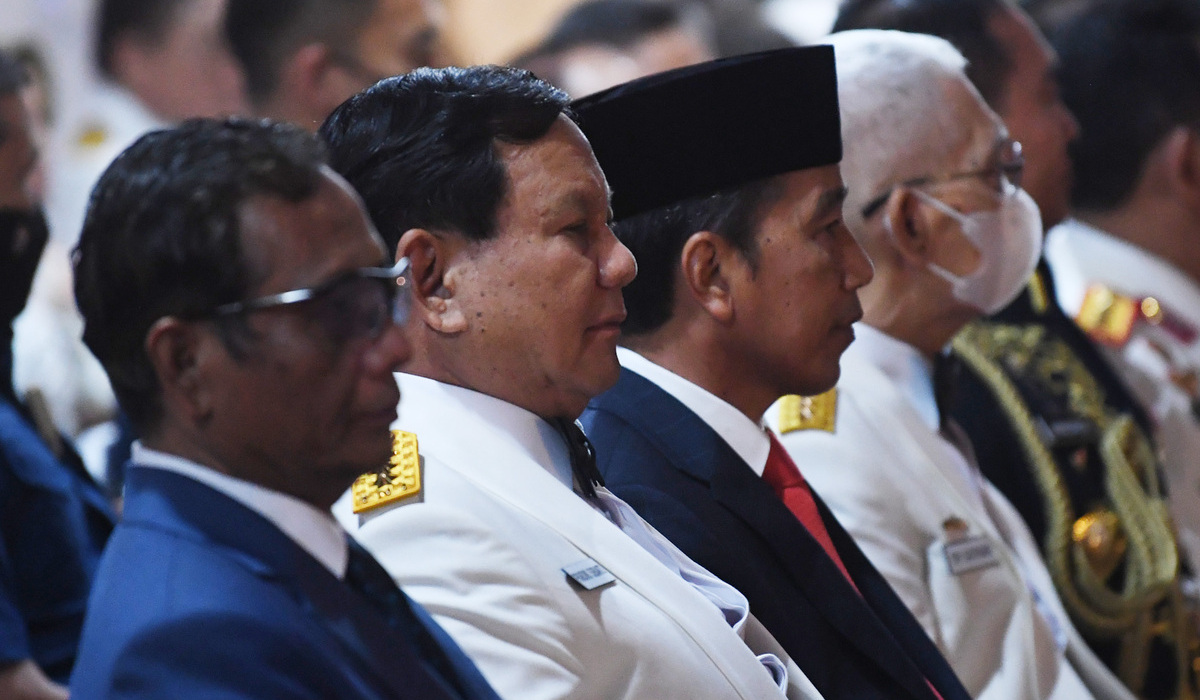 Mahfud MD, Prabowo Subianto, dan Presiden Joko Widodo.