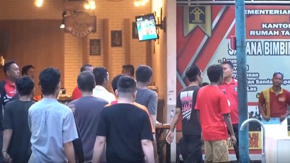 Sekitar 30 warga binaan Rutan Kelas I Medan dipindahkan ke Lapas kelas II Pemuda karena masalah kapasitas.