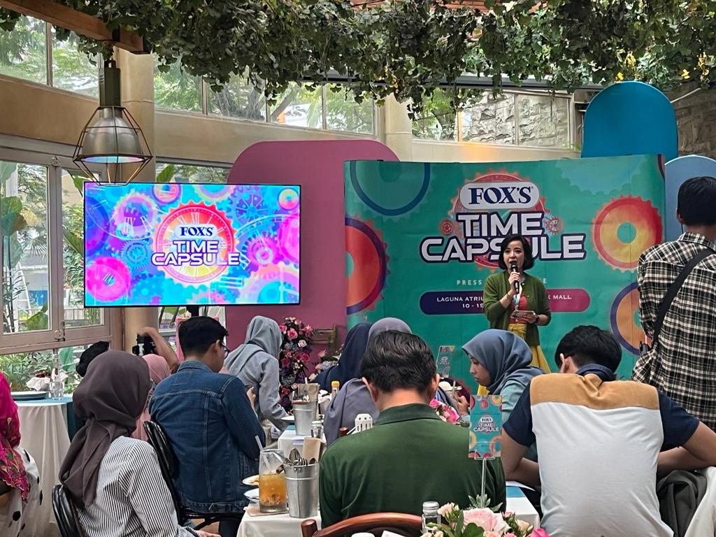 Suasana area FOX'S Time Capsule di Central Park Mall Jakarta, Jumat (10/11/2023)