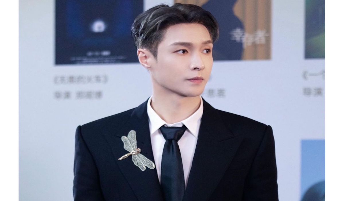 Lay Exo ajak Exo-L mendaftar dalam kegiatan Fan Meeting dan Listening Music di Jakarta