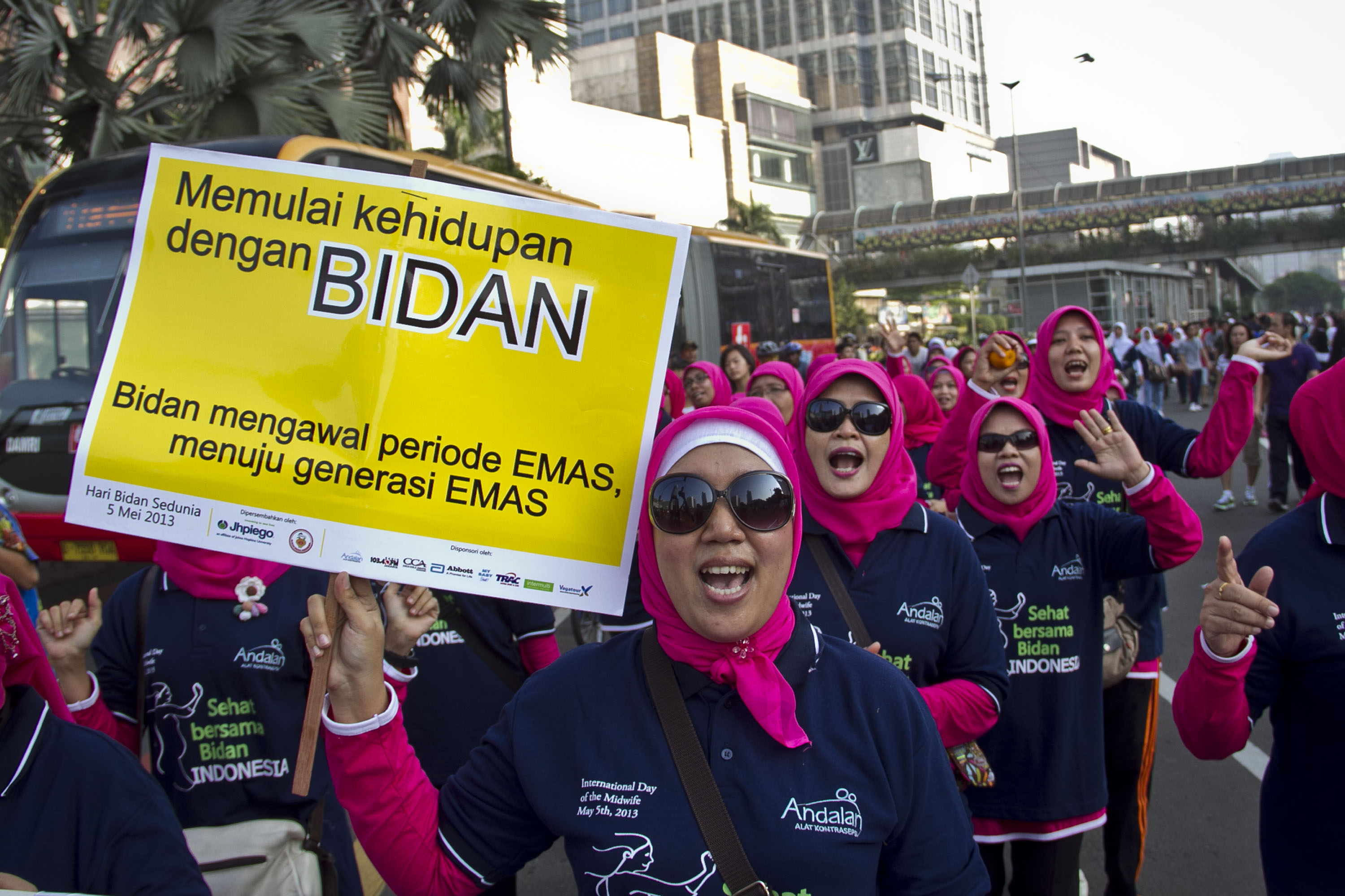 Pemkot Kediri Perkuat Peran Bidan Dukung SDGs