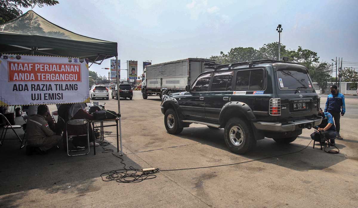 Heru Budi Hartono pasrah menerima keputusan Polda Metro Jaya yang menghentikan tilang uji emisi di tempat.