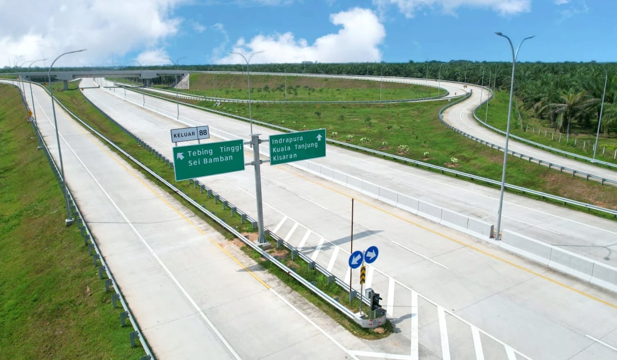 Jalan tol Indrapura-Kisaran, Sumut.