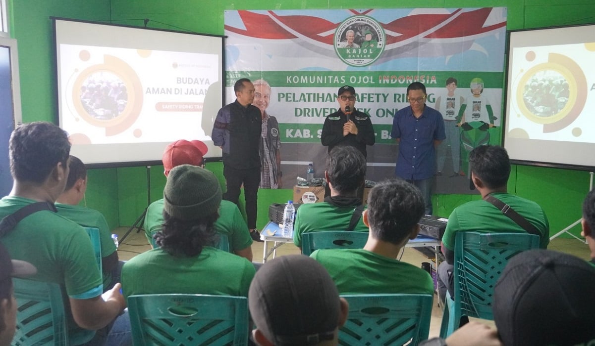 Pelatihan safety riding