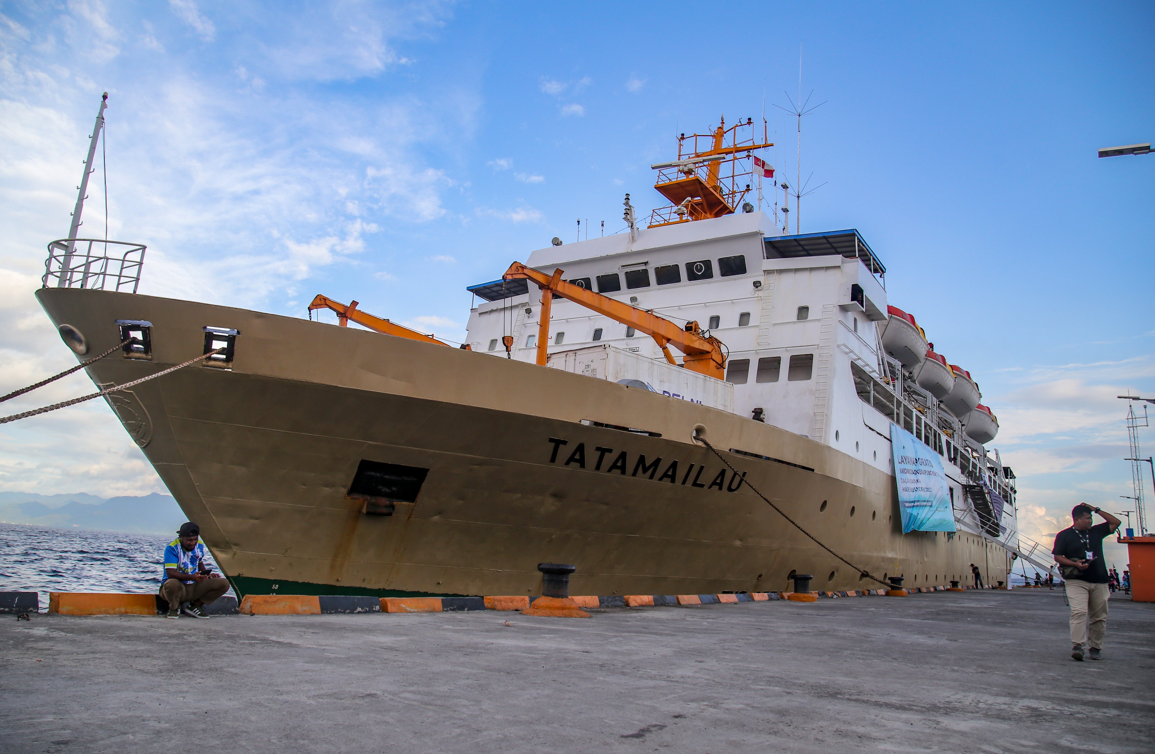 KM Tatamailau yang disiapkan menjadi hotel terapung bagi pengunjung Hari Nusantara 2023 di Tidore