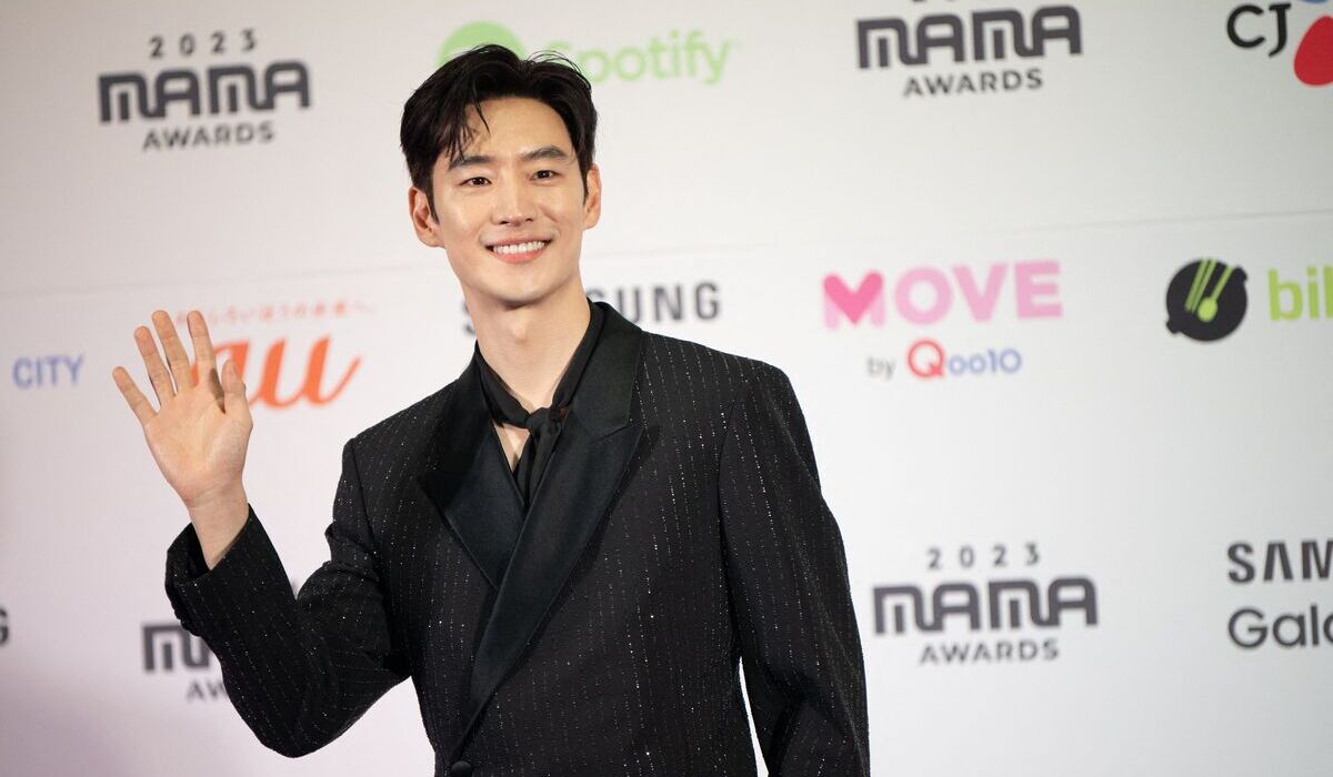 Aktor Korea Selatan yang berperan di serial Taxi Driver, Lee Je-hoon.
