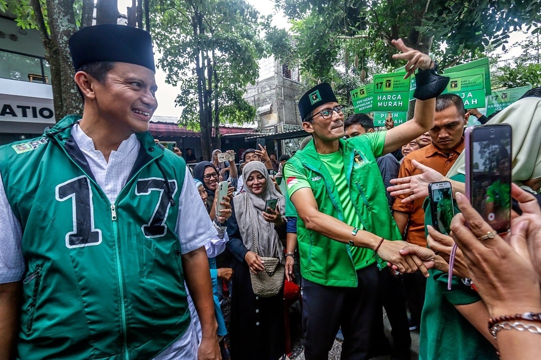 Menteri Pariwisata dan Ekonomi Kreatif yang juga pengurus PPP saat berada di Cianjur