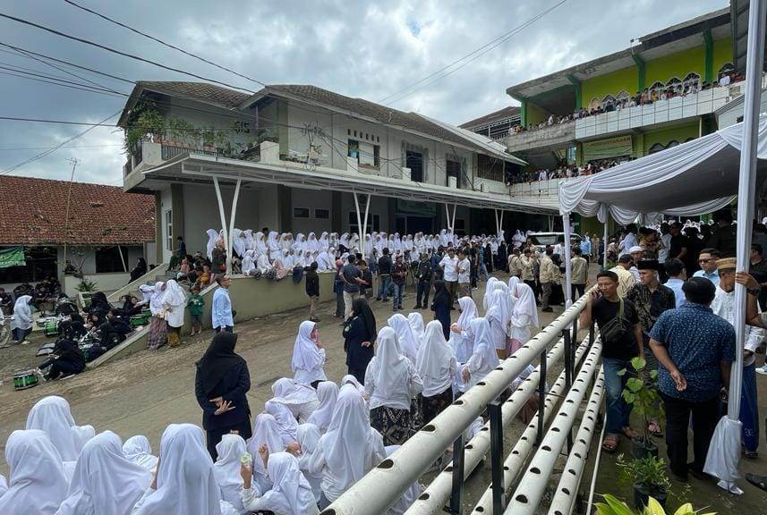 Ponpes Miftahul Huda Dikunjungi Prabowo, Ini Respons Uu Ruzhanul Ulum